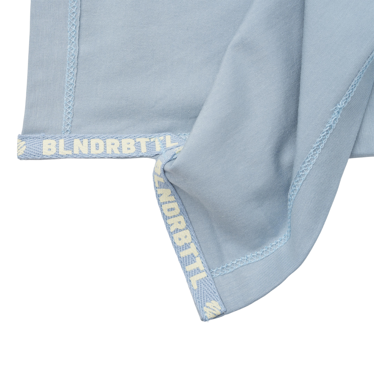 blenderbottle-essential-t-shirt-b5 BB-BlueShirtHem-3.png